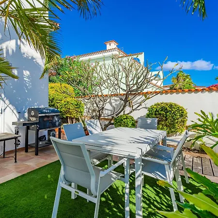 Family Villa Chayofa